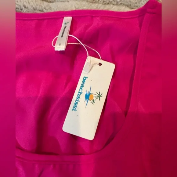 Woman’s Sleeveless Fuchsia Tiered Dress beach wear - Picture 3 of 4